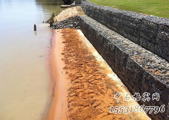 護坡固濱籠